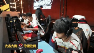 leyu小组-PCL春季赛决赛D2R1：WBG吃鸡，单局16淘汰